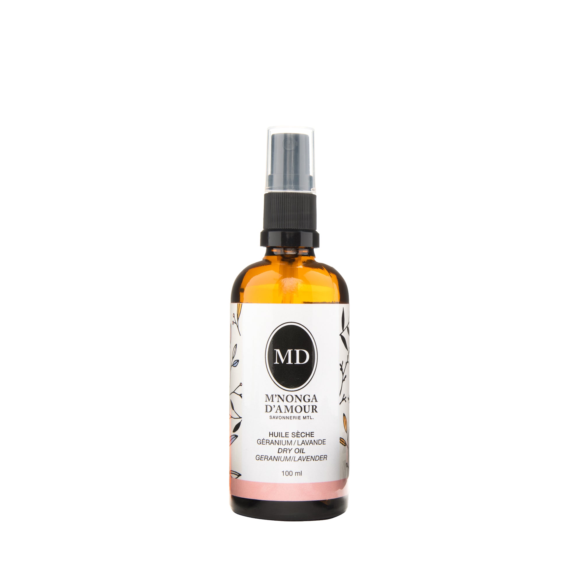 Bouteille en verre vaporisateur de 100 ml. Huile sèche naturelle enrichie en huiles essentielles de géranium et de lavande pour hydrater et nourrir votre peau en profondeur. Facilement absorbée, elle laisse votre peau douce et soyeuse.  Composée d’huiles végétales telle que l’huile de pépins de raisin, de jojoba et d’argan, notre huile sèche nourrit et parfume votre peau et vos cheveux en douceur.