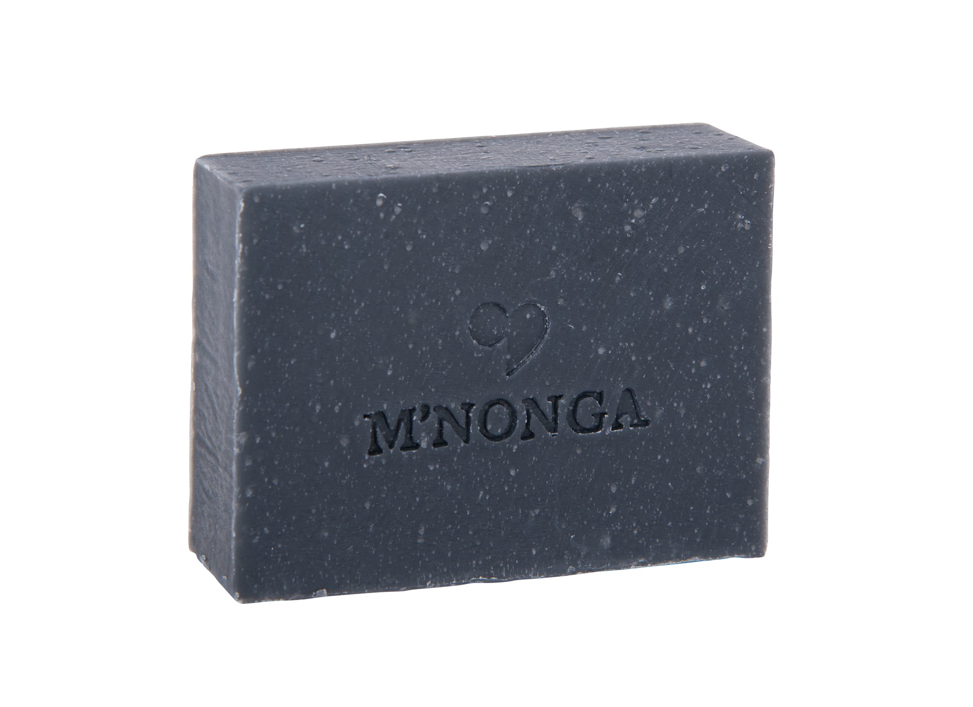 Savon carré 110 g. Enrichi au charbon activé. Sans odeur. 10% surgras.